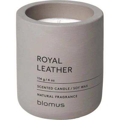 Vonná sojová svíčka doba hoření 24 h Fraga: Royal Leather – Blomus